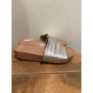 Pelican Leather Platform Sandal PLATINUM/BEACH size 8